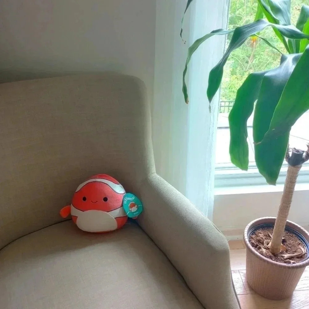 Ricky clownfish orange white squishmallow plush cute tags kids stuffed animal to